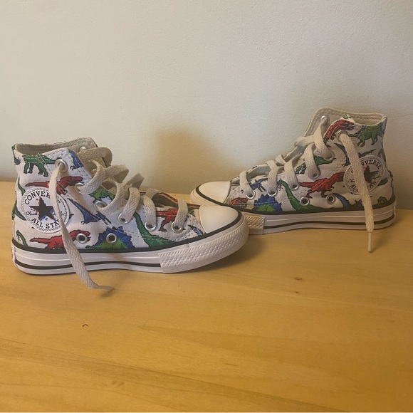 Toddler 10.5 Converse & Sandal Lot - Picture 5 of 15